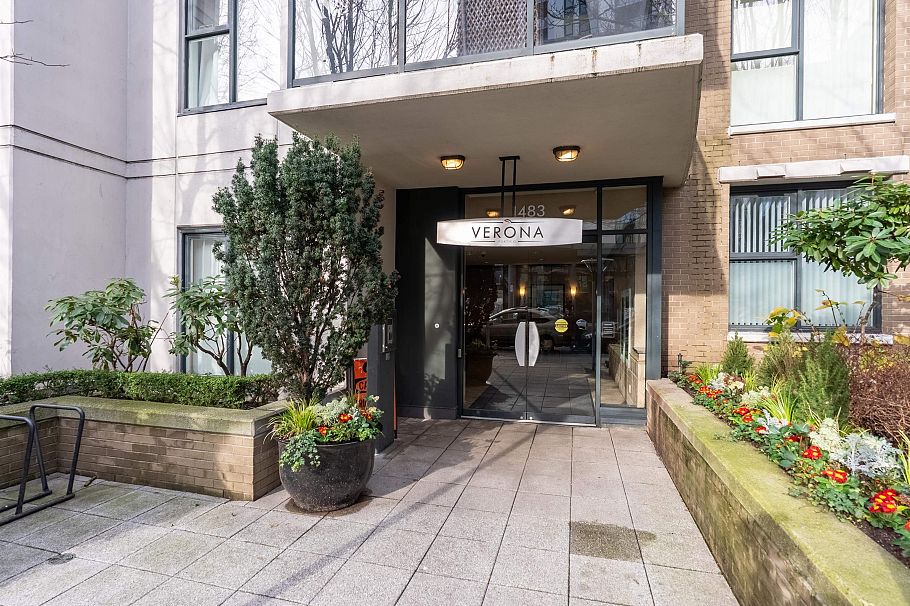 411 1483 W 7th Avenue Vancouver, BC - 1
