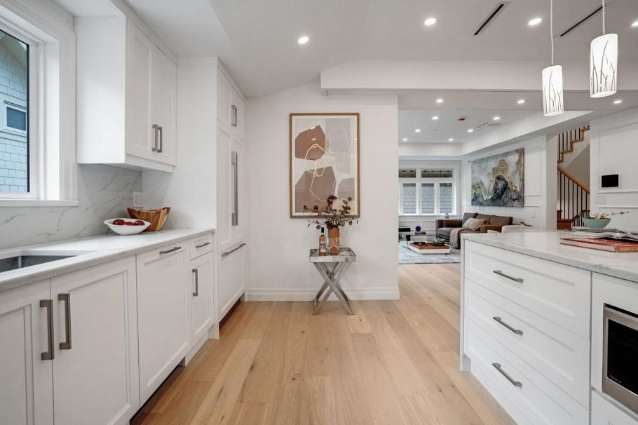 2012 W 15th Avenue Vancouver, BC - 14