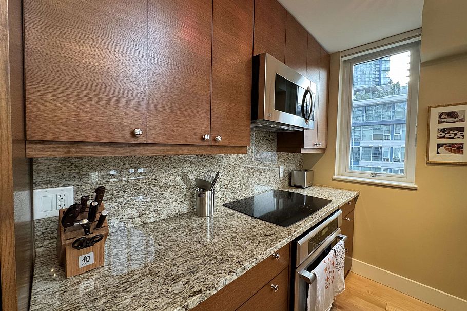 PH7 618 Abbott Street Vancouver, BC - 9