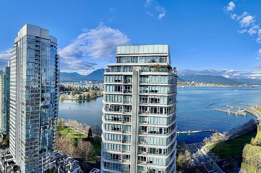 2503 1205 W Hastings Street Vancouver, BC - 3