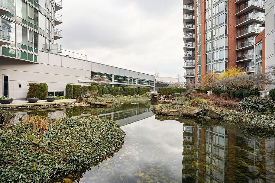 605 618 Abbott Street Vancouver, BC - 12