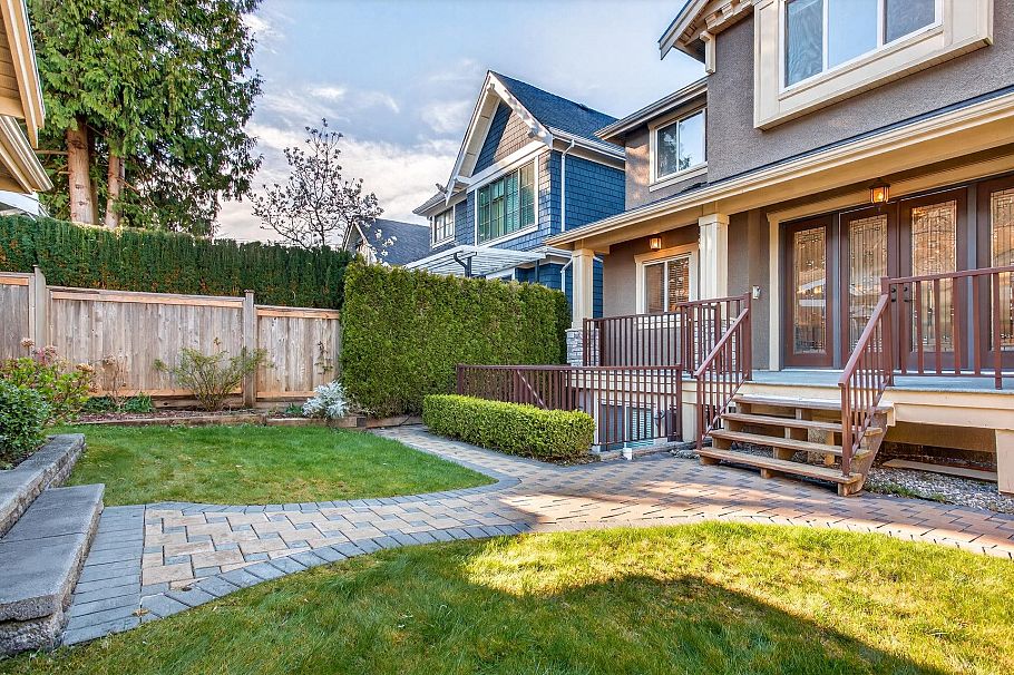 4532 W 15th Avenue Vancouver, BC - 36