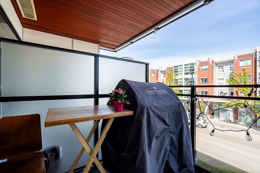 212 2858 W 4th Avenue Vancouver, BC - 21