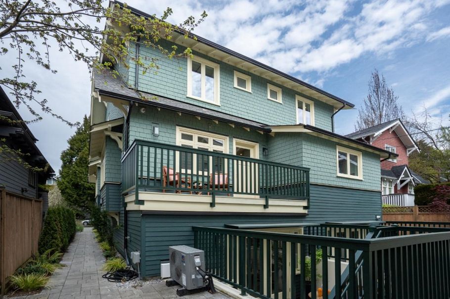 2012 W 15th Avenue Vancouver, BC - 5