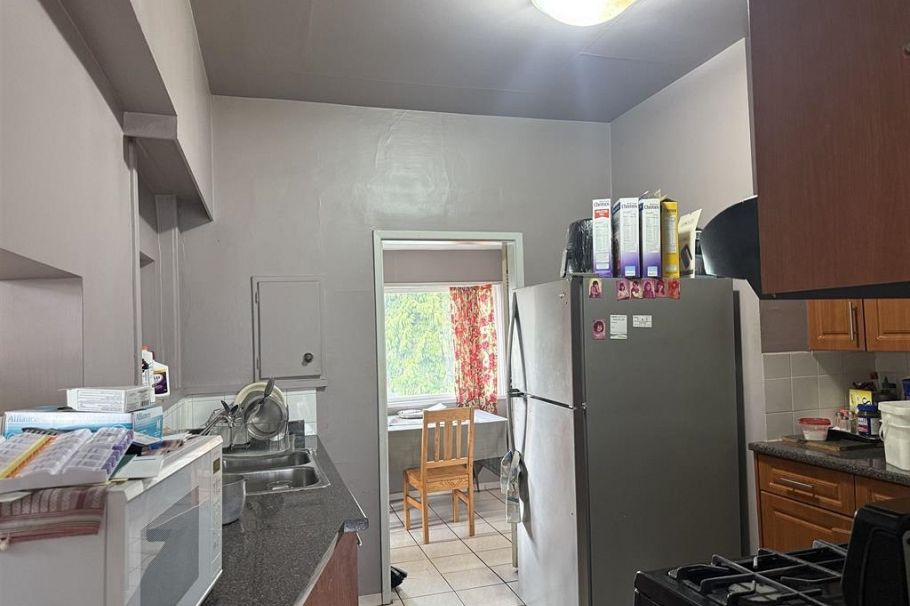 8125 St. George Street Vancouver, BC - 14