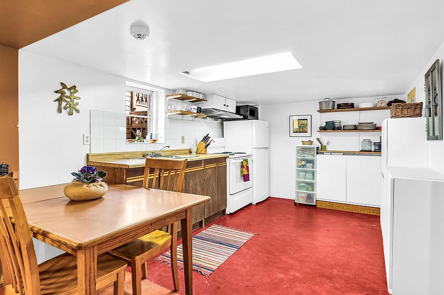 1756 E 7th Avenue Vancouver, BC - 24