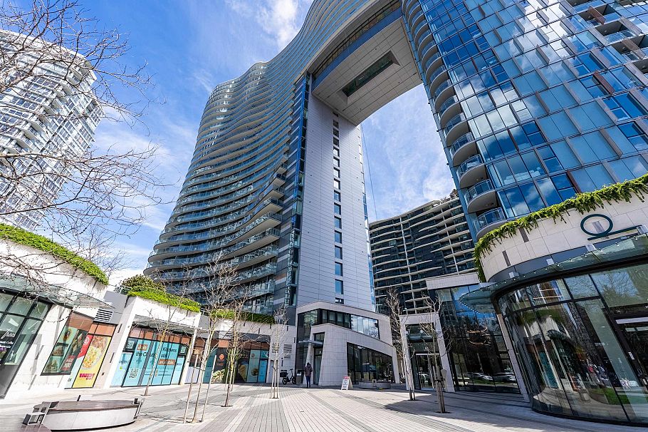 1001 89 Nelson Street Vancouver, BC - 2