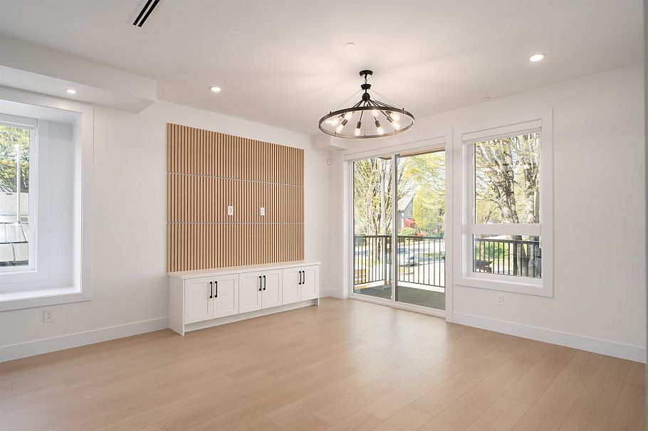 4830 Duchess Street Vancouver, BC - 5