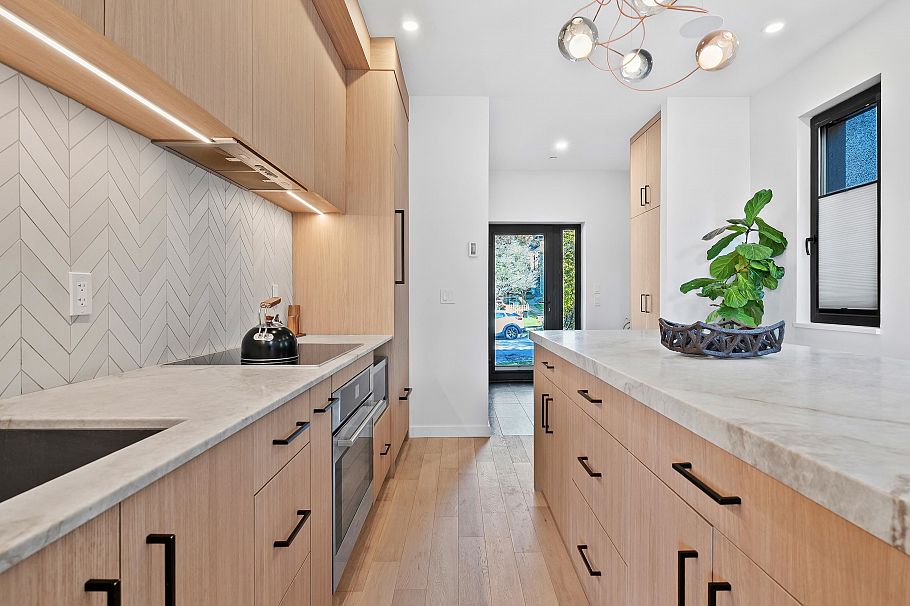 1331 Cotton Drive Vancouver, BC - 7