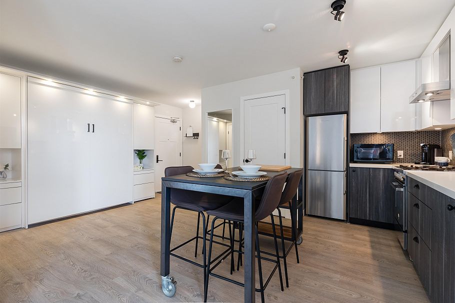 521 311 E 6 Avenue Vancouver, BC - 2