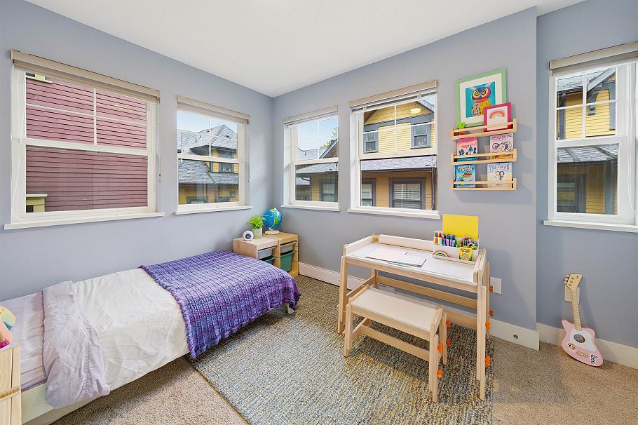 1837 Charles Street Vancouver, BC - 23