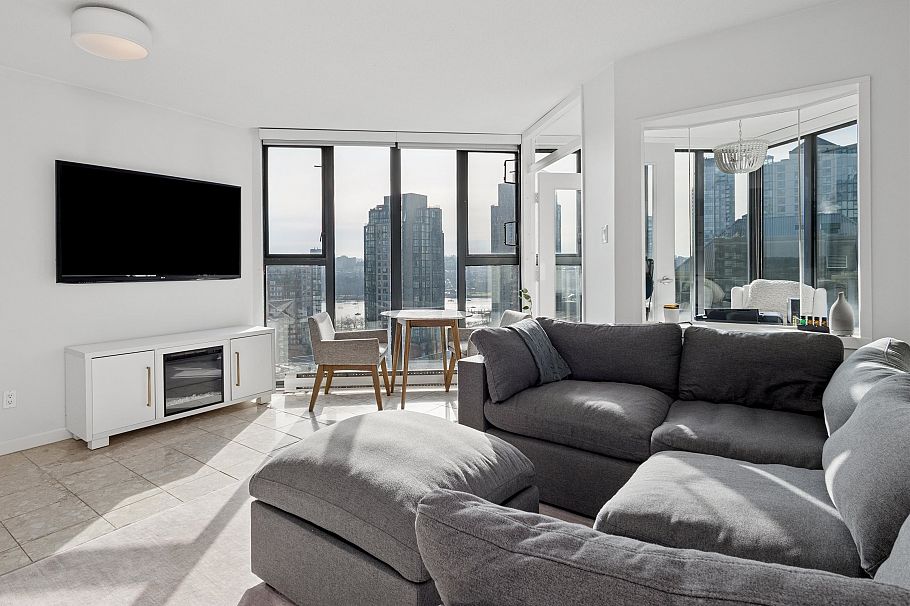 1502 1155 Homer Street Vancouver, BC - 1