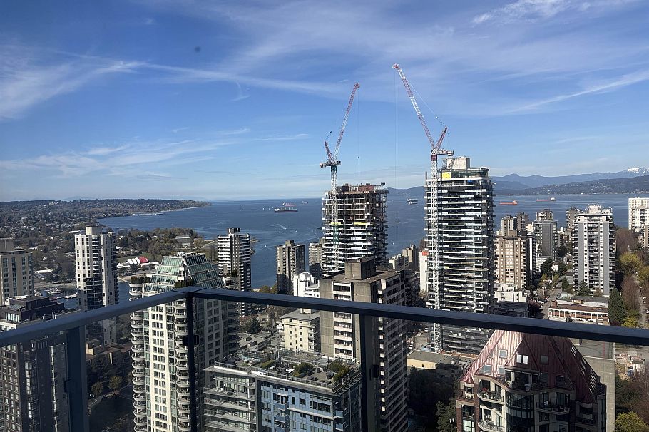 3502 1289 Hornby Street Vancouver, BC - 2