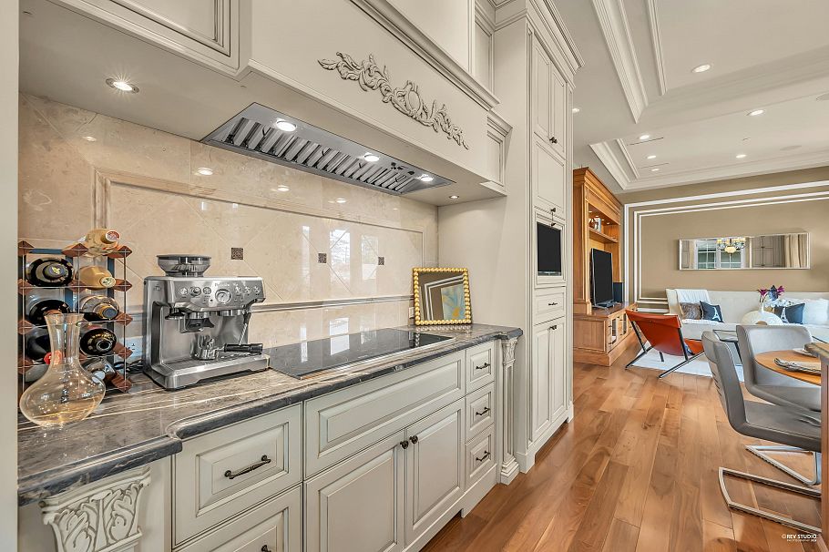 6963 Fremlin Street Vancouver, BC - 16