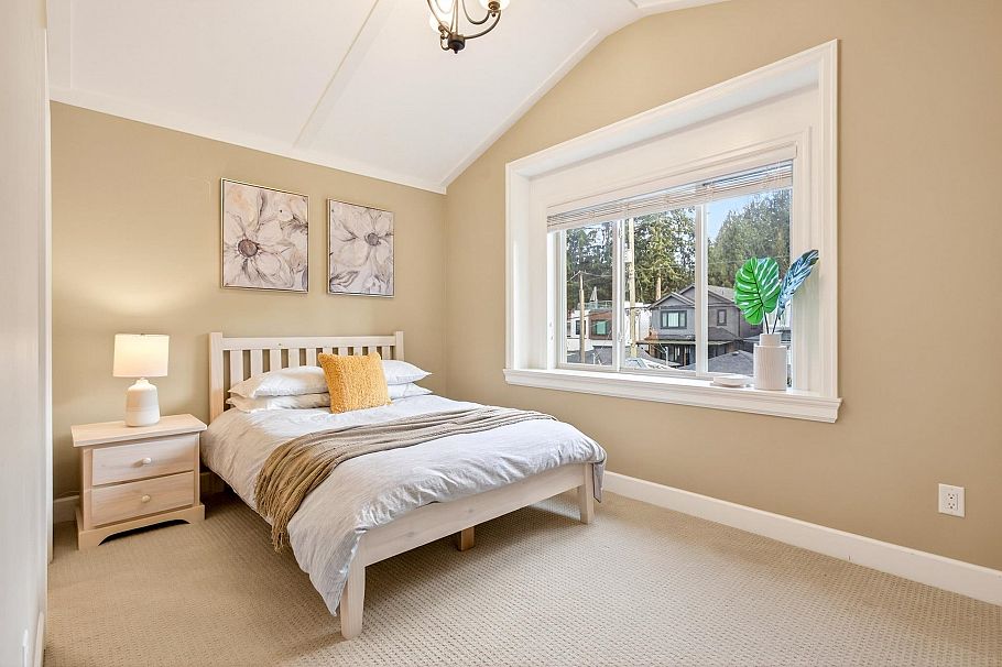 4532 W 15th Avenue Vancouver, BC - 26