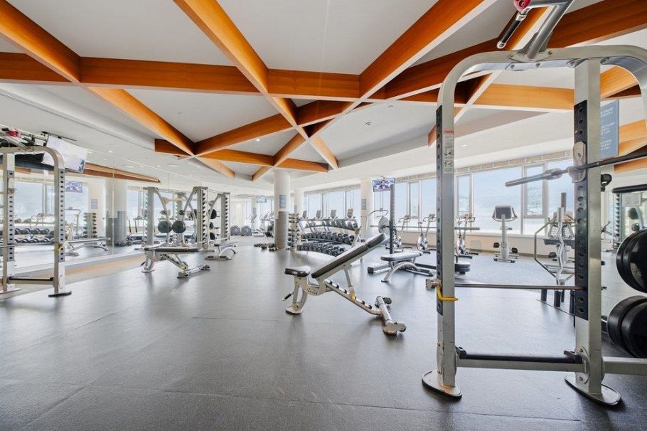 602 1550 Fern Street North Vancouver, BC - 21