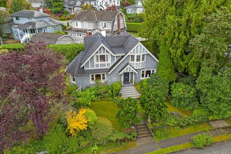 1926 Aspen Avenue Vancouver, BC - 2