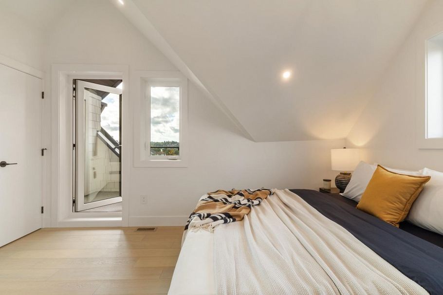 2 2680 E 5th Avenue Vancouver, BC - 26