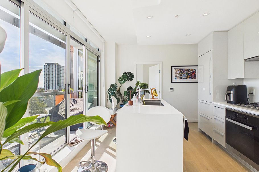 404 5289 Cambie Street Vancouver, BC - 9