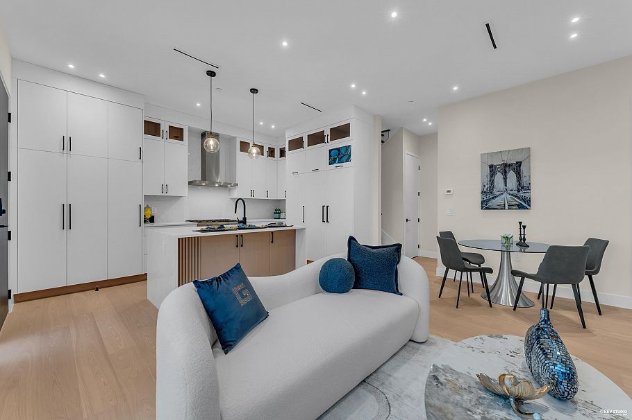 1 4150 W 14th Avenue Vancouver, BC - 8