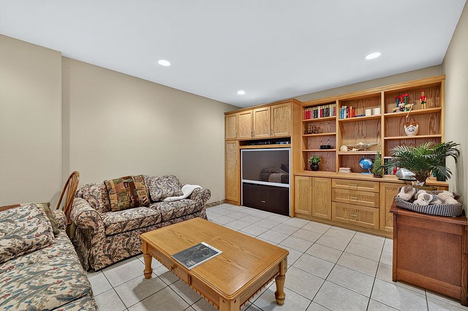 1627 E 34th Avenue Vancouver, BC - 20
