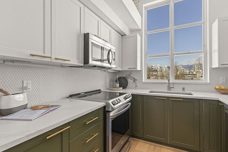 210 655 W 7th Avenue Vancouver, BC - 21