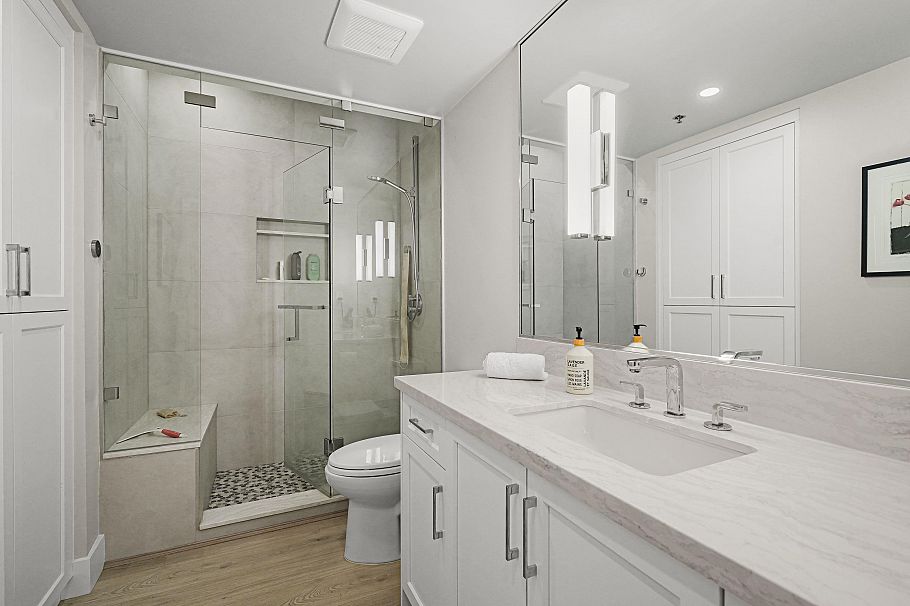 102 1488 Hornby Street Vancouver, BC - 18