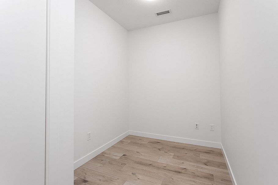 417 3581 Ross Drive Vancouver, BC - 22