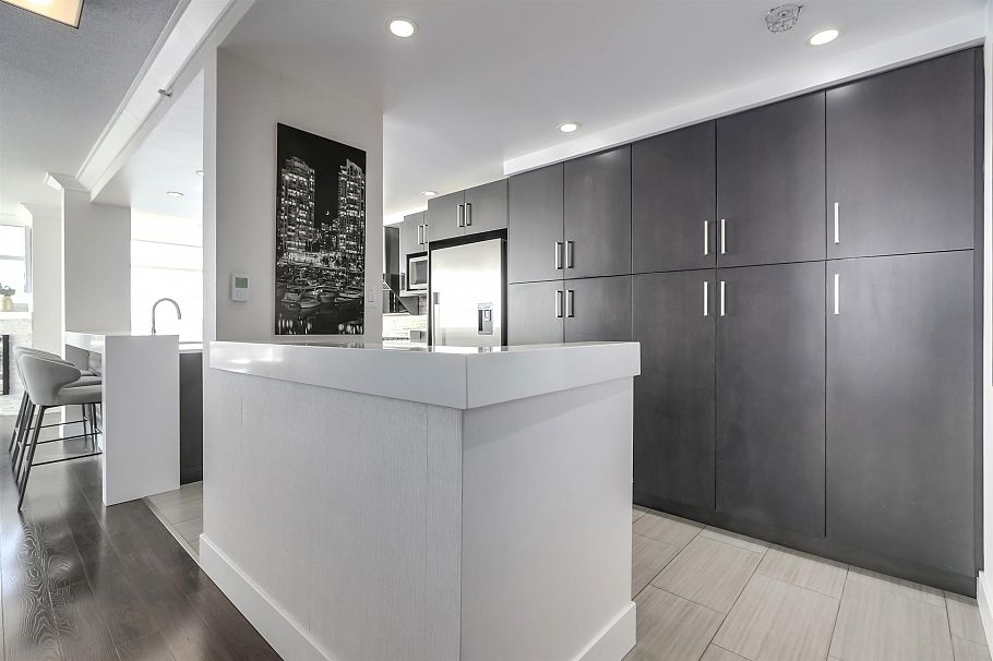 3002 1199 Marinaside Crescent Vancouver, BC - 6