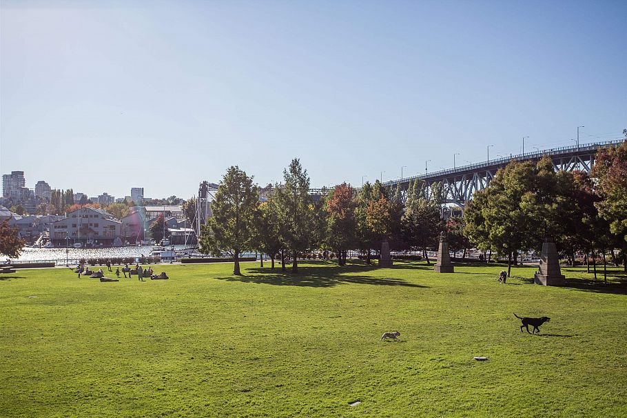 302 1438 Richards Street Vancouver, BC - 25