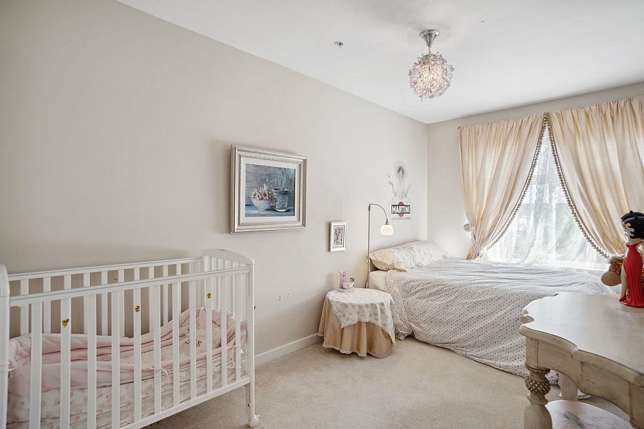 7411 Columbia Street Vancouver, BC - 22