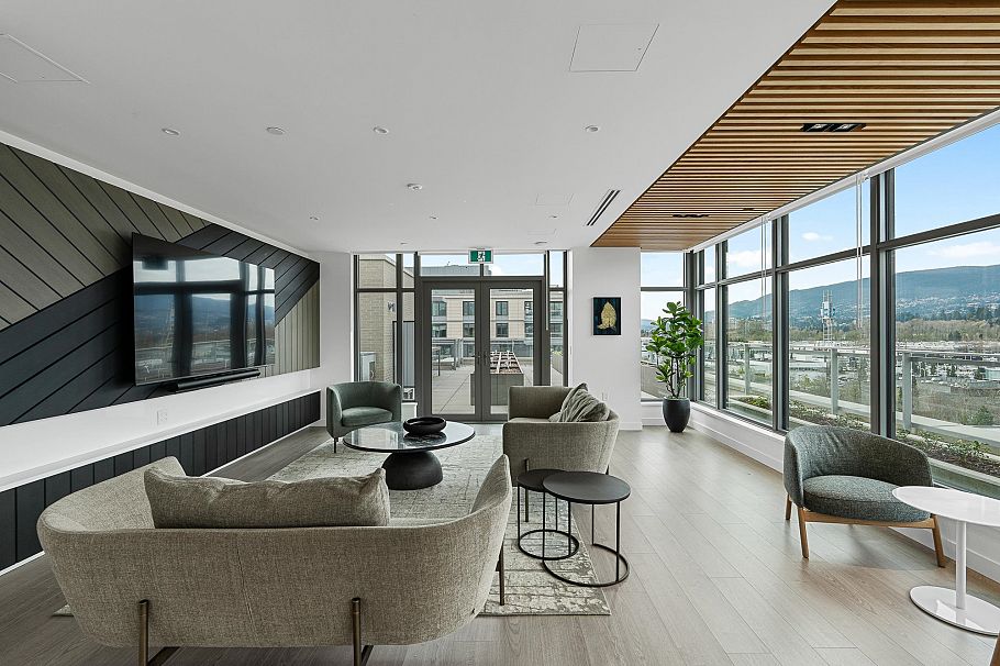 703 755 Harbourside Drive North Vancouver, BC - 35