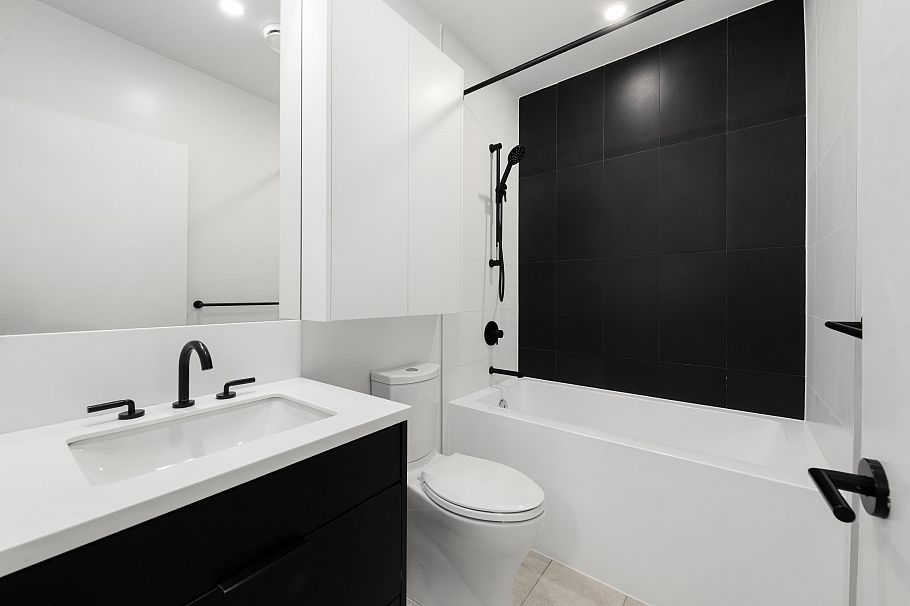 122 650 E 2nd Street North Vancouver, BC - 19