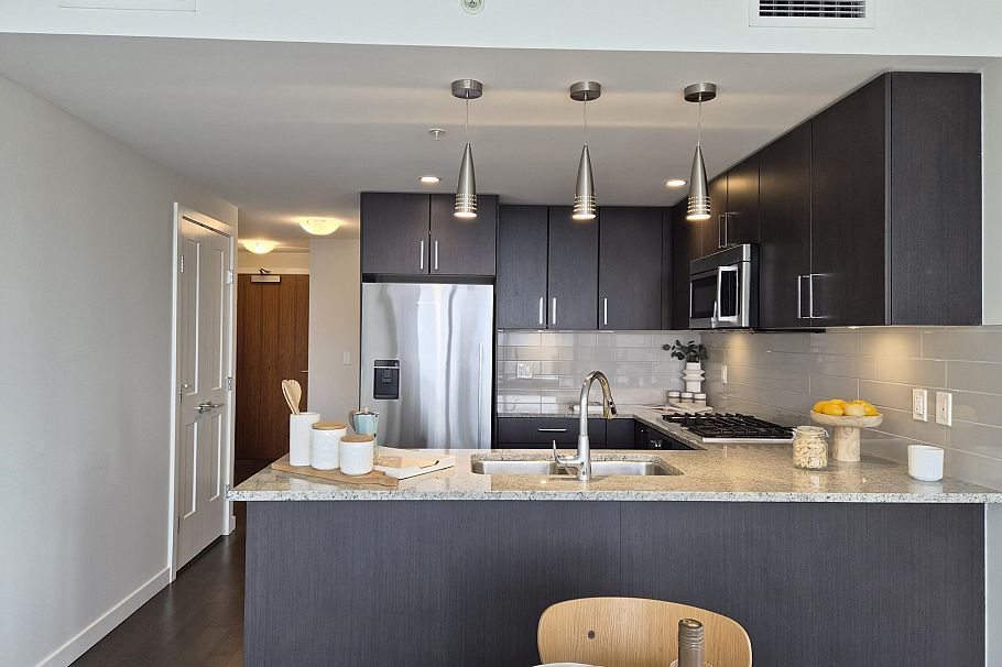 1606 1708 Ontario Street Vancouver, BC - 5