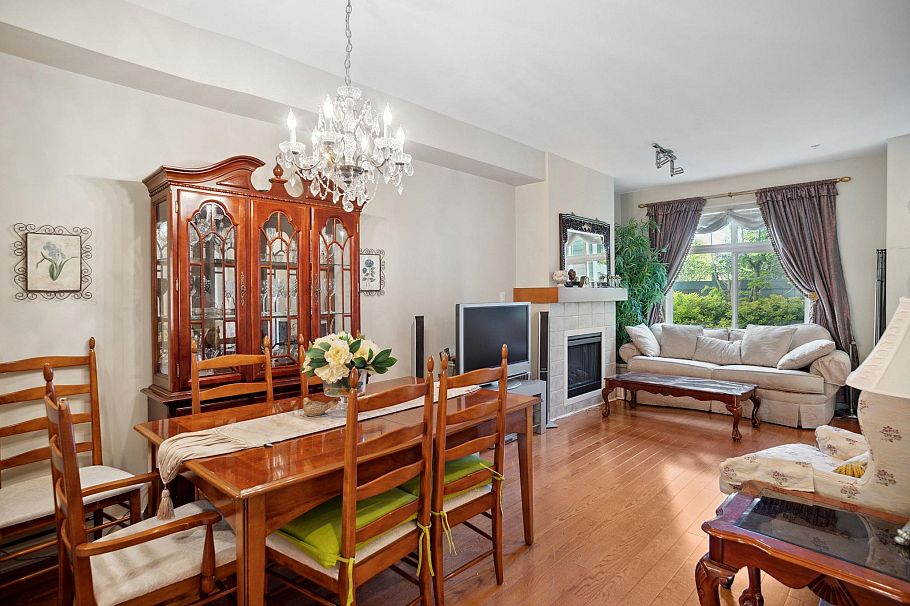 7411 Columbia Street Vancouver, BC - 8