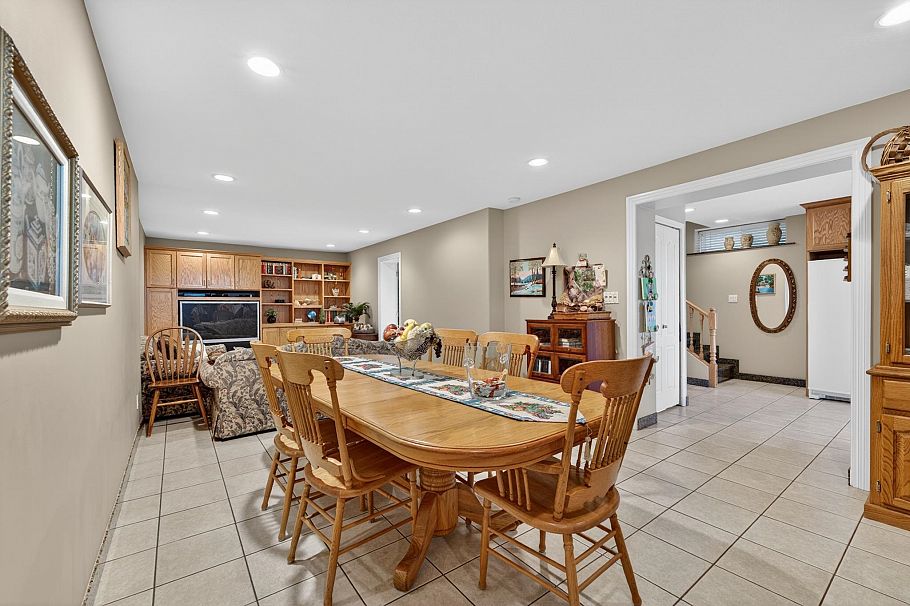 1627 E 34th Avenue Vancouver, BC - 22