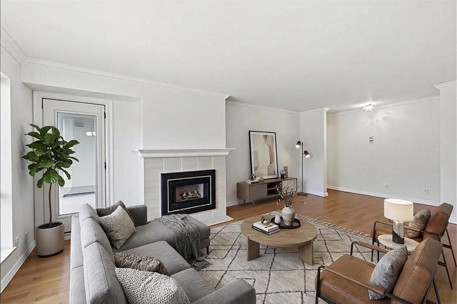 201 3290 W 4th Avenue Vancouver, BC - 1