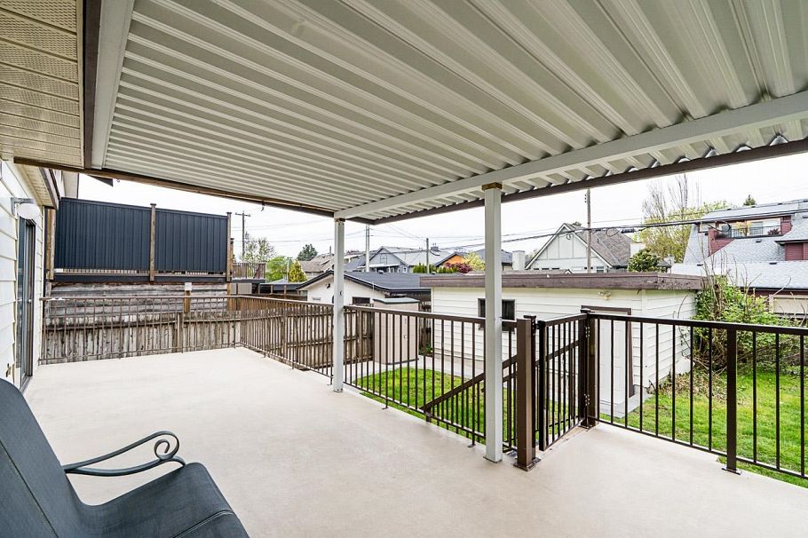 2235 W 16th Avenue Vancouver, BC - 33