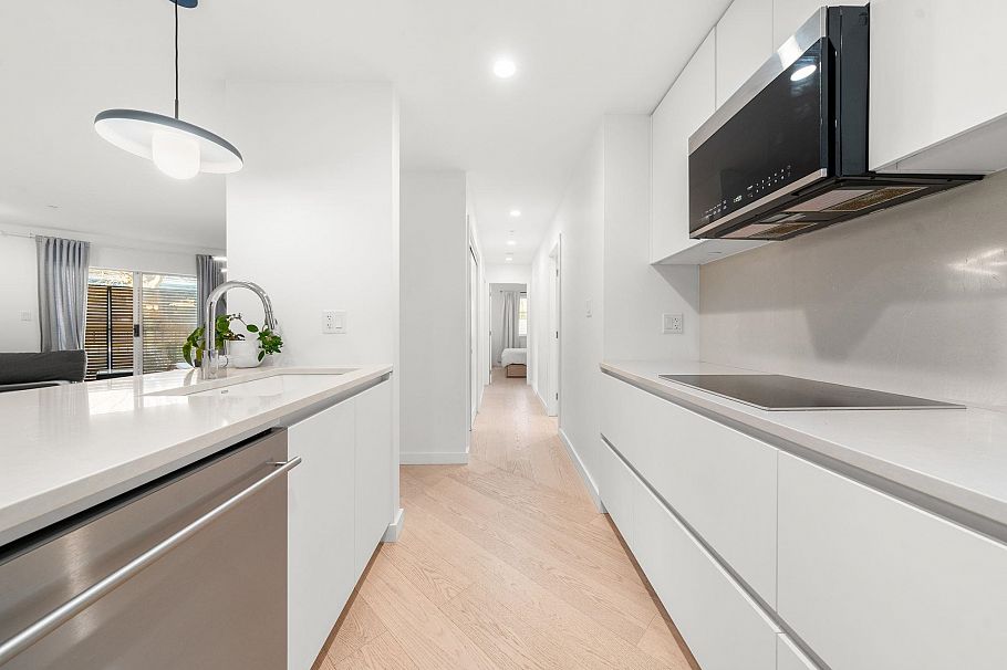 107 2023 Franklin Street Vancouver, BC - 10