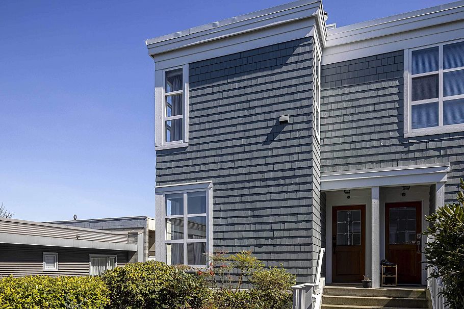 210 655 W 7th Avenue Vancouver, BC - 1