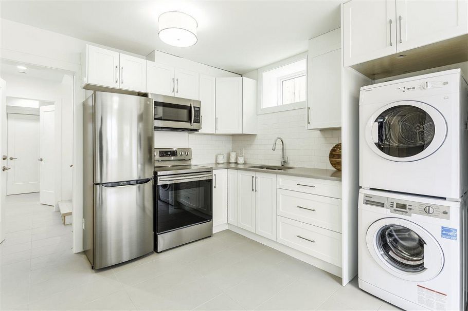 1221 Rossland Street Vancouver, BC - 27