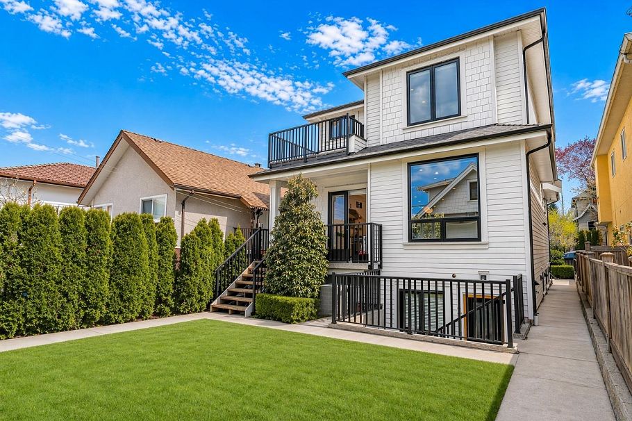 1221 Rossland Street Vancouver, BC - 23