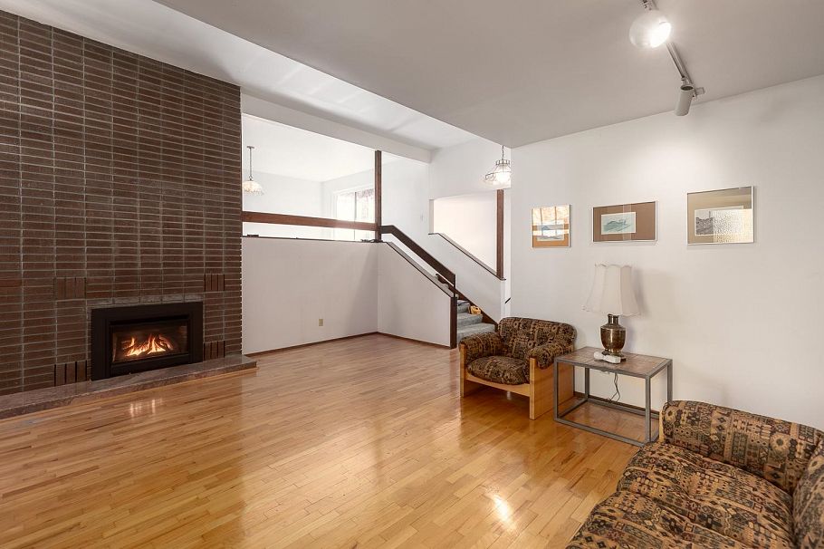 3186 W 42nd Avenue Vancouver, BC - 4