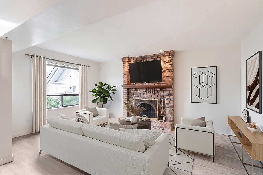 2235 W 16th Avenue Vancouver, BC - 3