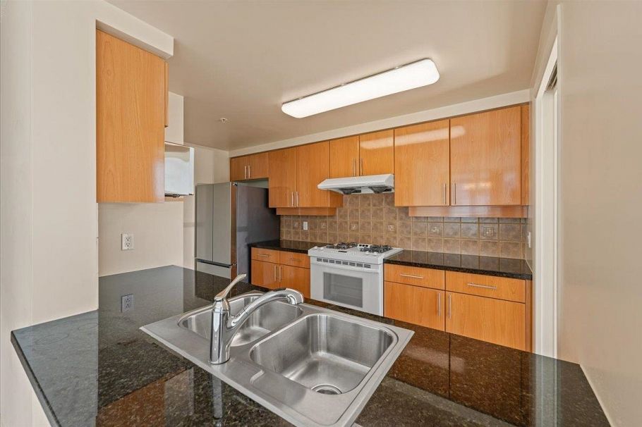 1903 1077 Marinaside Crescent Vancouver, BC - 17