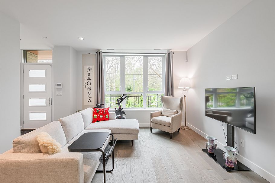 5336 University Boulevard Vancouver, BC - 7