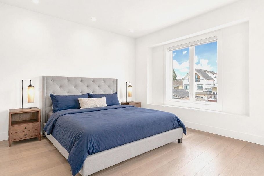 1221 Rossland Street Vancouver, BC - 10