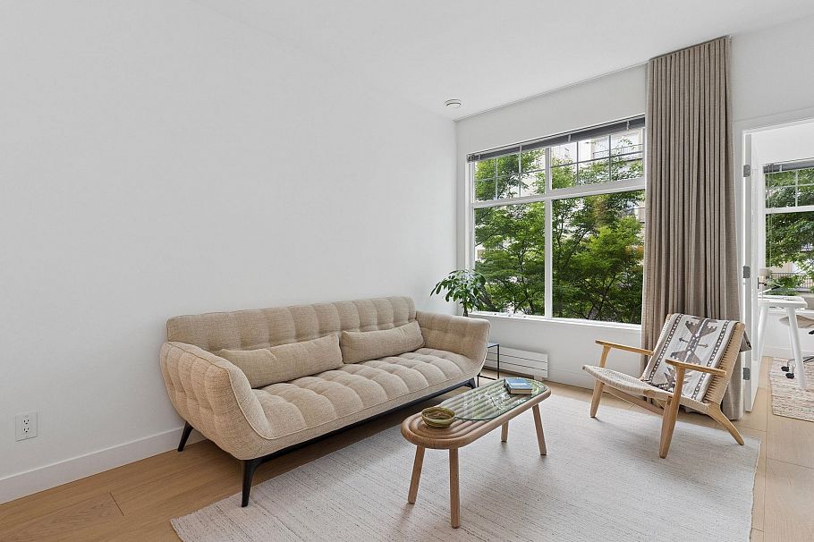 302 1388 Nelson Street Vancouver, BC - 4