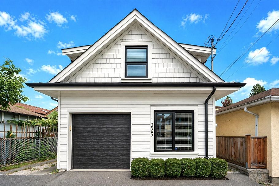 1221 Rossland Street Vancouver, BC - 31