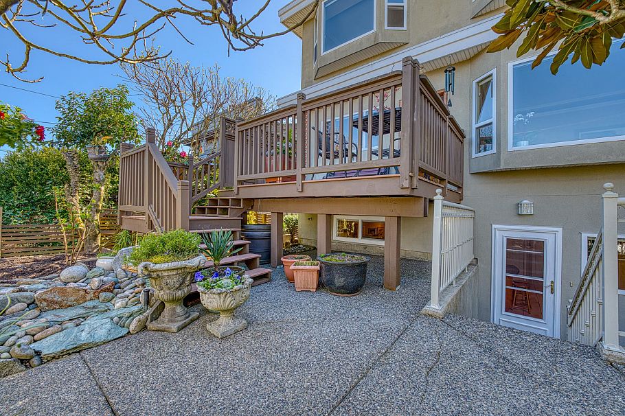 1627 E 34th Avenue Vancouver, BC - 25